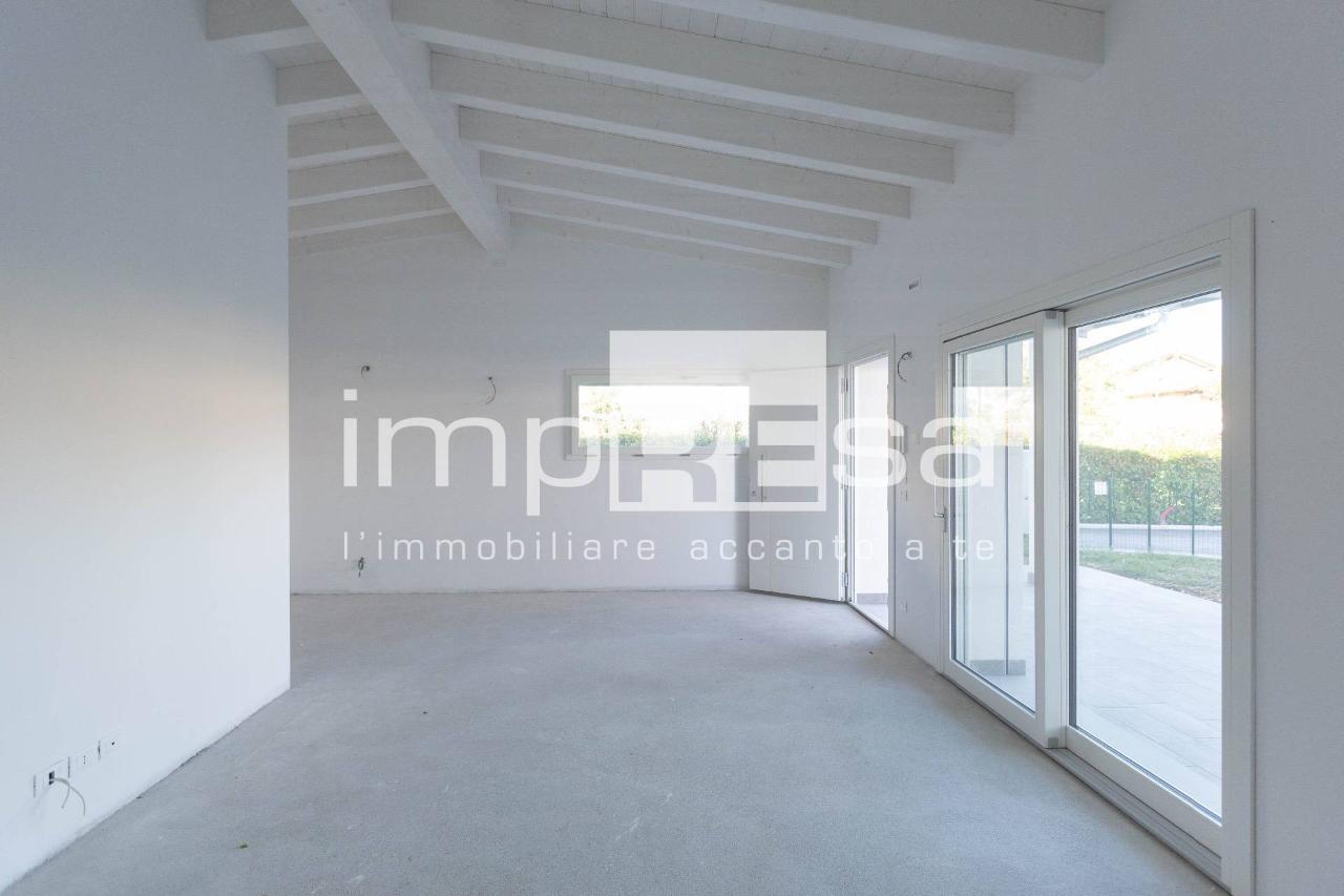casa indipendente in vendita a Pordenone in zona Torre