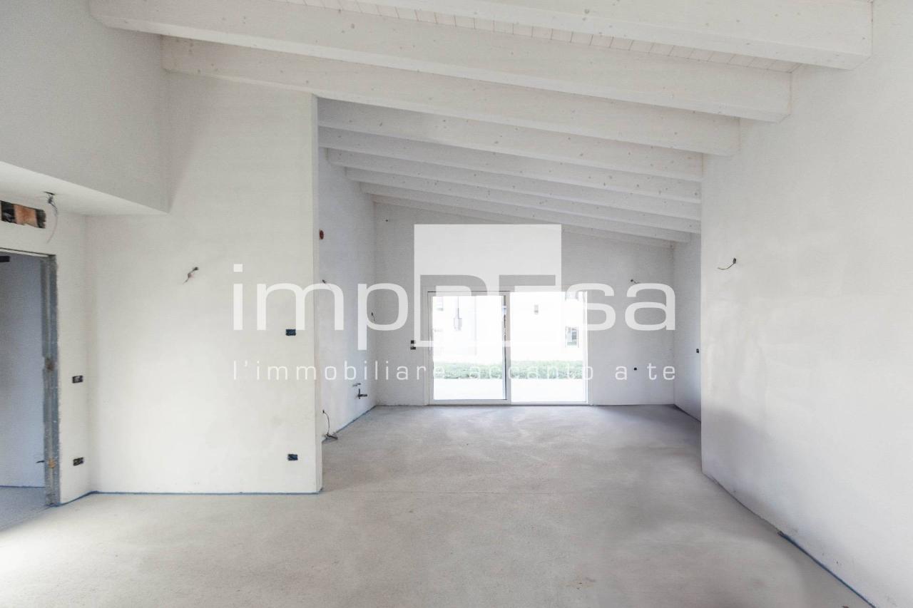 casa indipendente in vendita a Pordenone in zona Torre