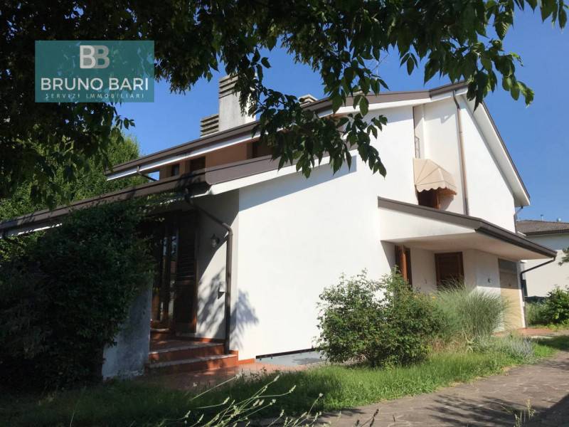 casa indipendente in vendita a Pordenone in zona Torre