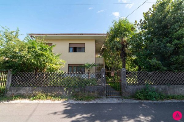 casa indipendente in vendita a Pordenone