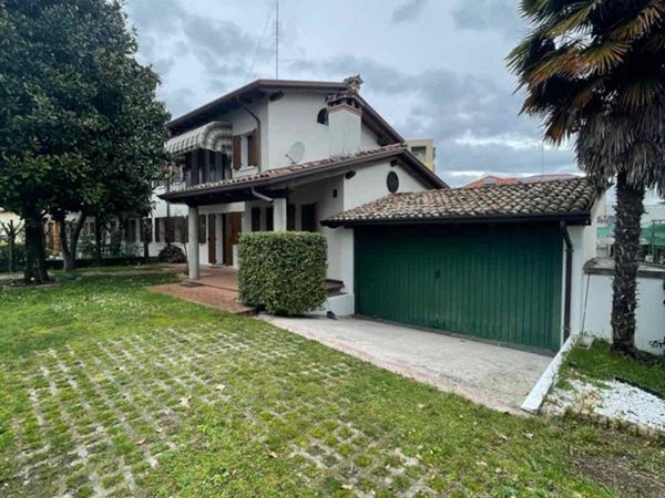 casa indipendente in vendita a Pordenone in zona Rorai Grande