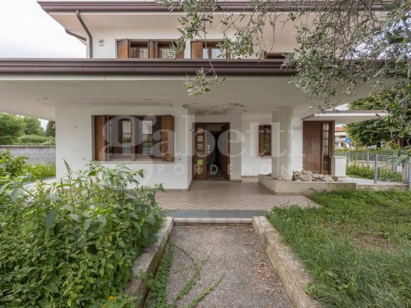 casa indipendente in vendita a Pordenone
