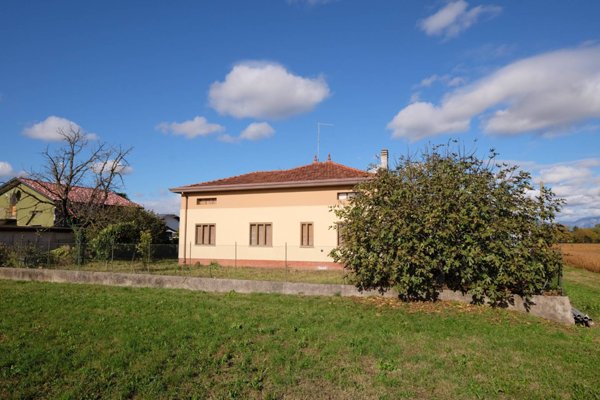 casa indipendente in vendita a Pordenone in zona Torre