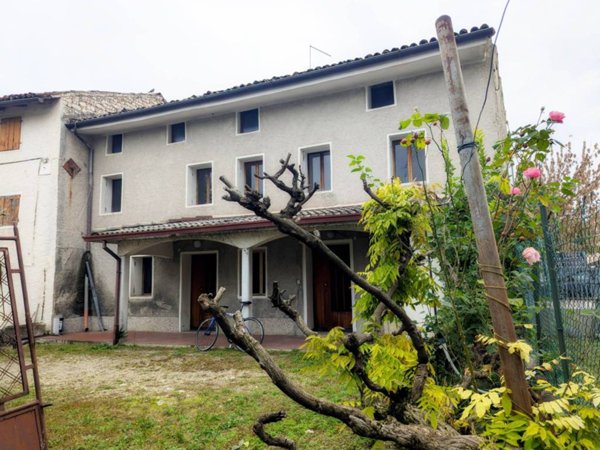 casa indipendente in vendita a Pordenone in zona Torre