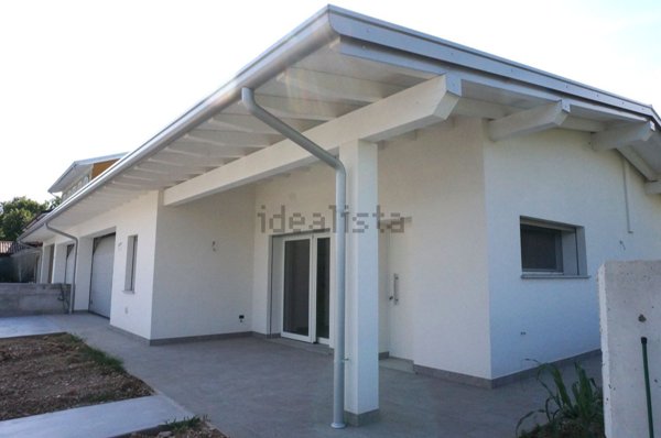 casa indipendente in vendita a Pordenone in zona Torre