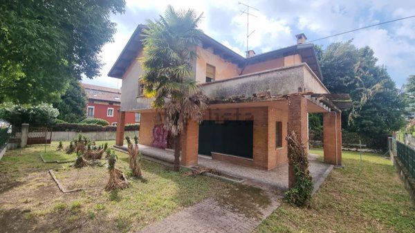 casa indipendente in vendita a Pordenone