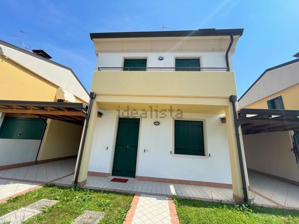 casa indipendente in vendita a Pordenone