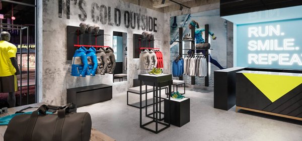 locale commerciale in vendita a Pordenone