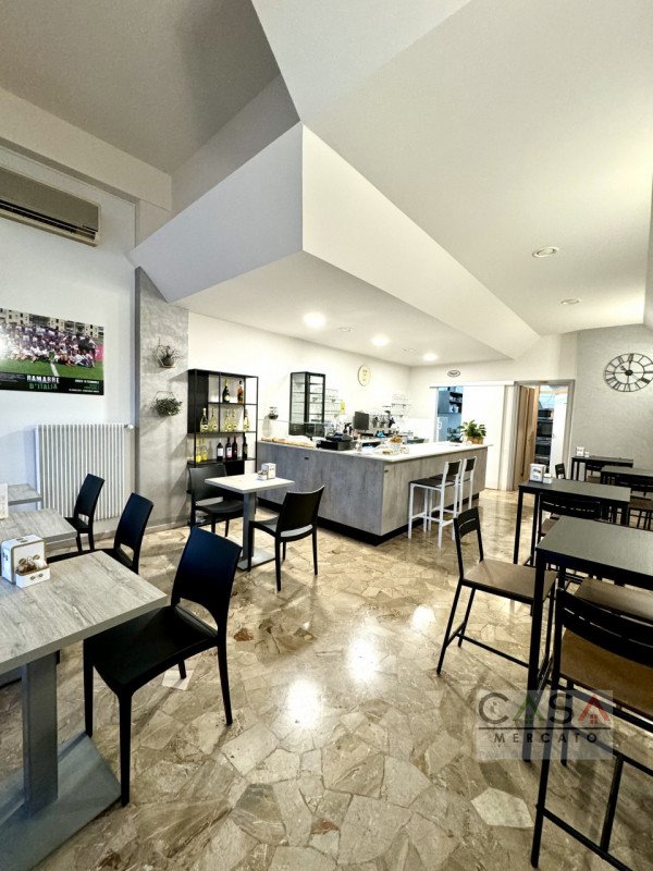 negozio in vendita a Pordenone