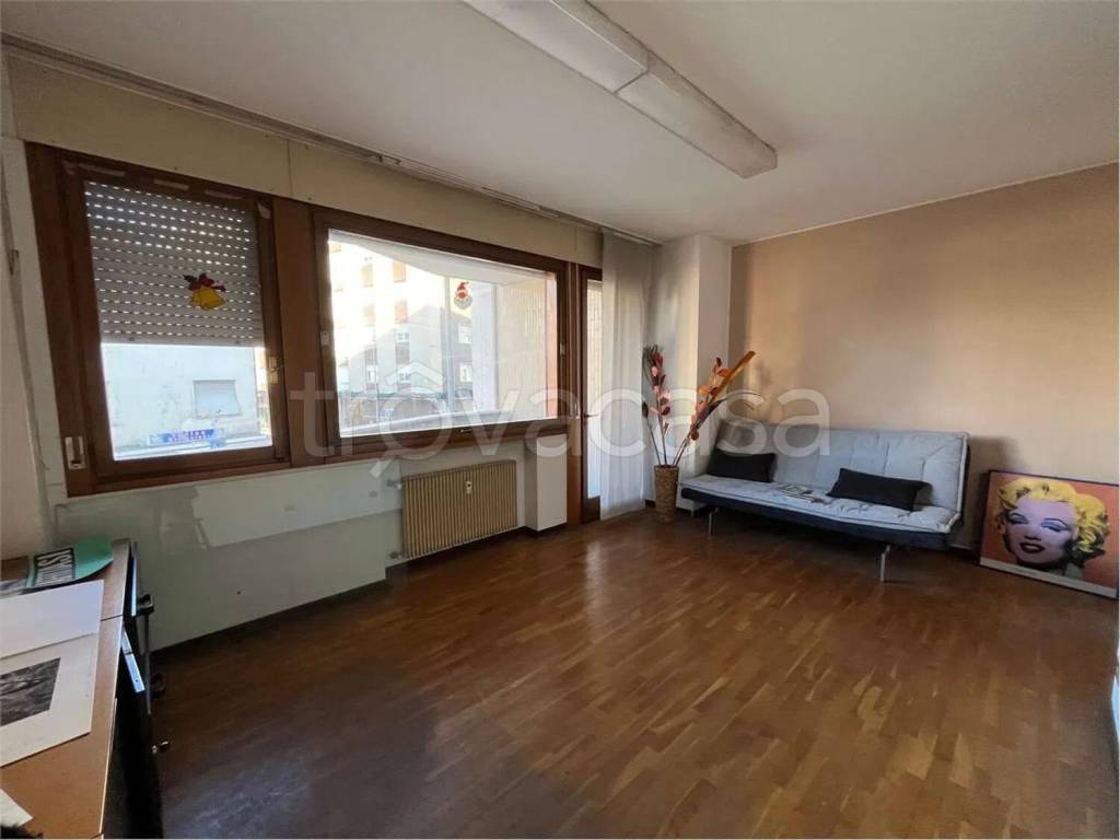 ufficio in vendita a Pordenone