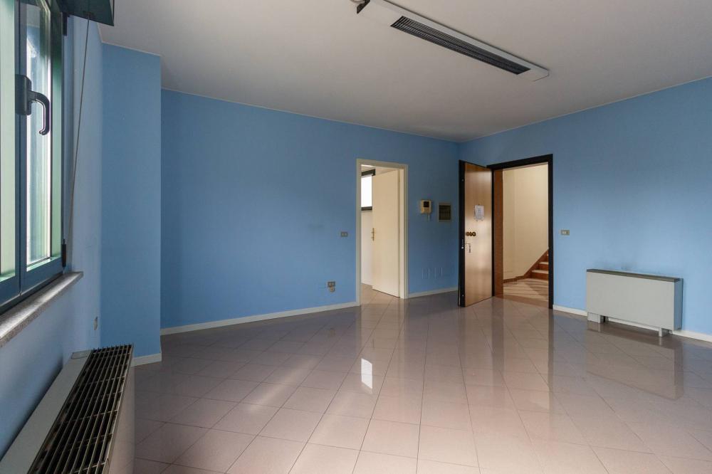 ufficio in vendita a Pordenone