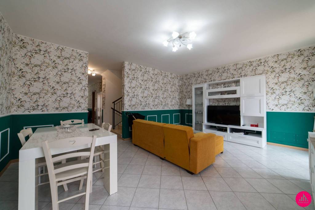 casa indipendente in vendita a Pordenone in zona Vallenoncello