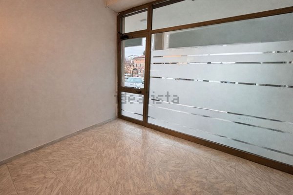 negozio in vendita a Pordenone in zona Torre
