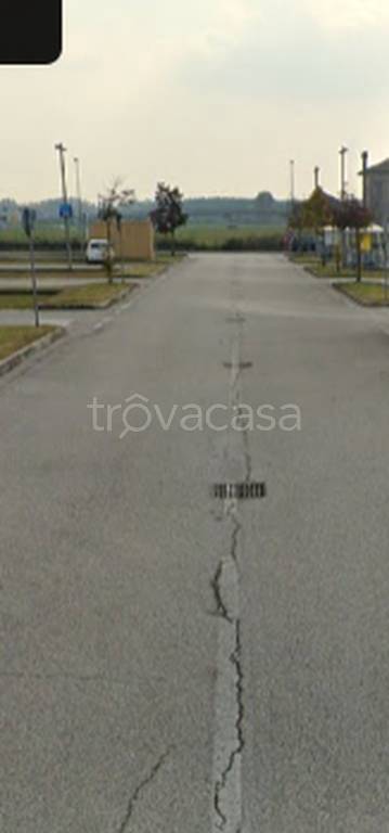 terreno edificabile in vendita a Pordenone