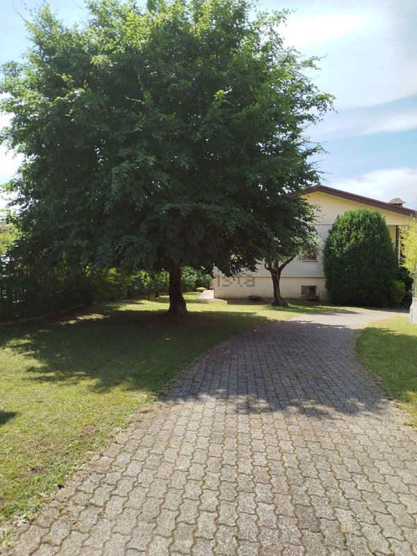 casa indipendente in vendita a Pordenone