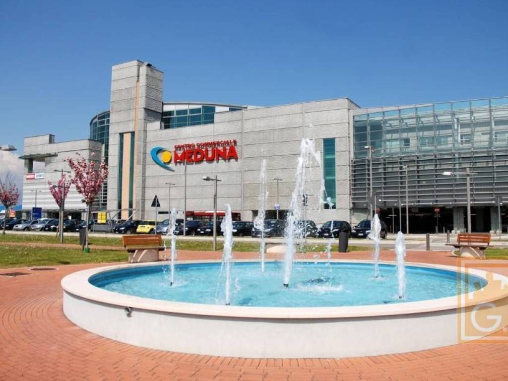 negozio in vendita a Pordenone in zona Torre