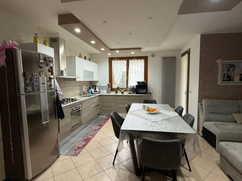 appartamento in vendita a Pordenone in zona Rorai Grande