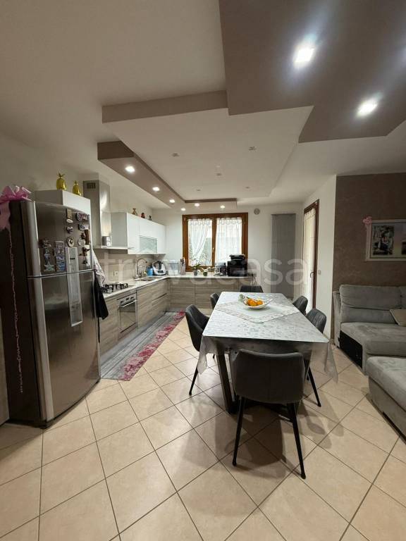 appartamento in vendita a Pordenone in zona Rorai Grande