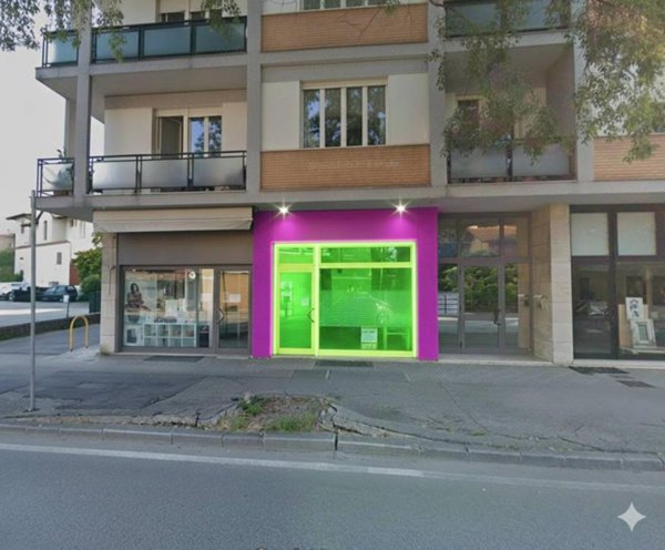 locale commerciale in vendita a Pordenone