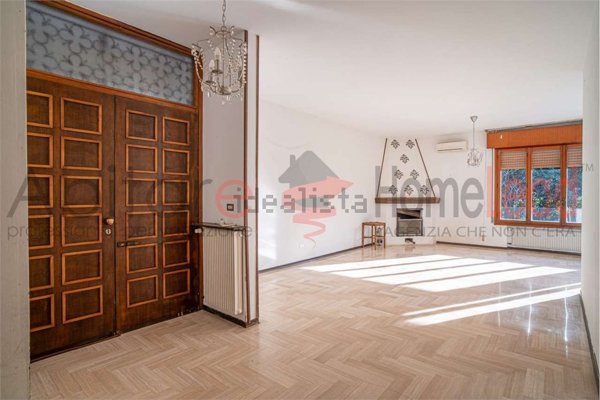 casa indipendente in vendita a Pordenone