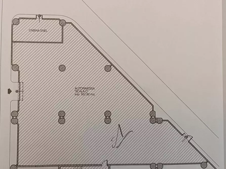 locale di sgombero in vendita a Pordenone