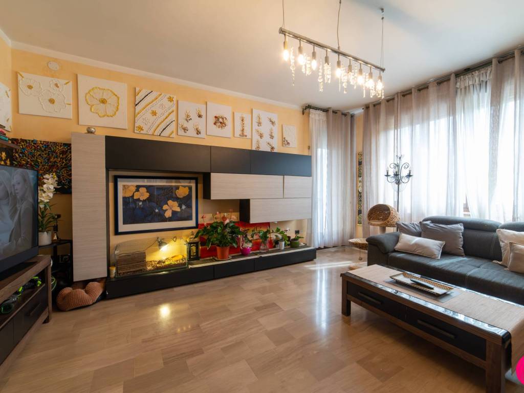 appartamento in vendita a Pordenone in zona Borgomeduna