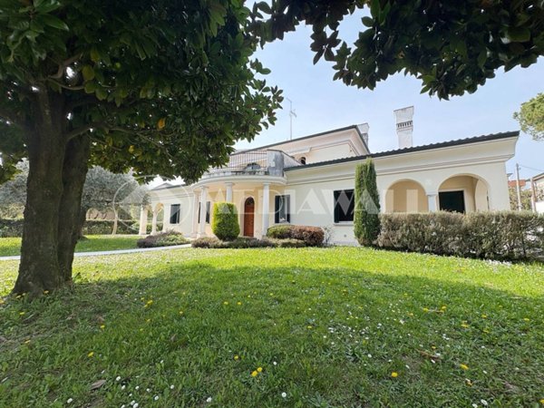 casa indipendente in vendita a Pordenone