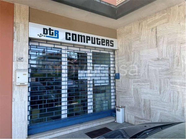 negozio in vendita a Pordenone