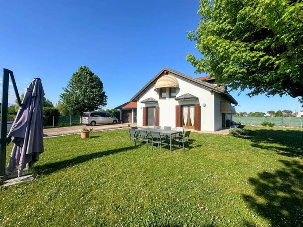casa indipendente in vendita a Pordenone