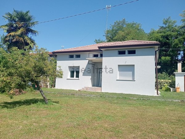 casa indipendente in vendita a Pordenone