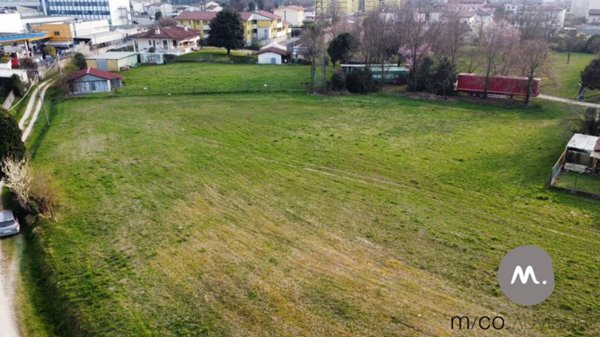 terreno agricolo in vendita a Pordenone in zona Vallenoncello