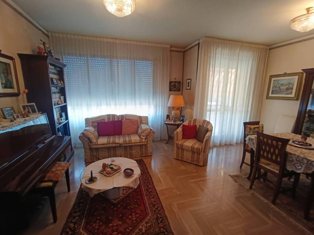 appartamento in vendita a Pordenone in zona Borgomeduna