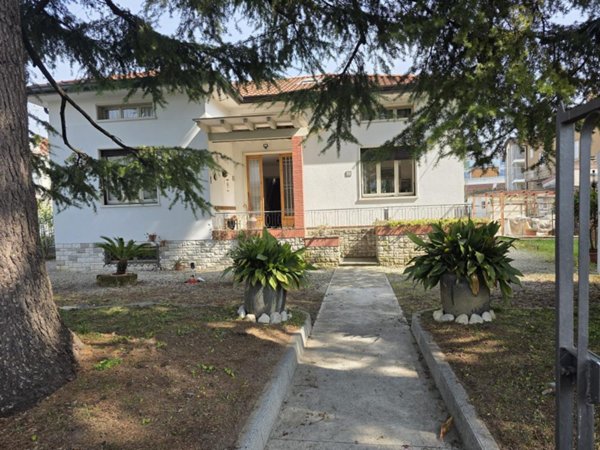 casa indipendente in vendita a Pordenone in zona Rorai Grande