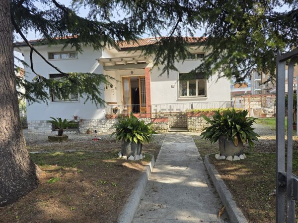 casa indipendente in vendita a Pordenone
