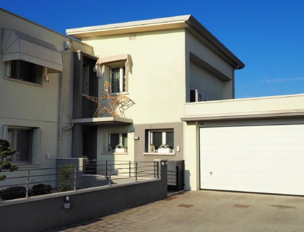casa indipendente in vendita a Pordenone in zona Rorai Grande