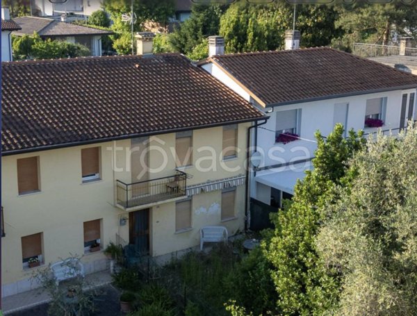 casa indipendente in vendita a Pordenone