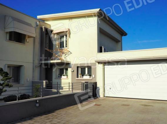 casa indipendente in vendita a Pordenone