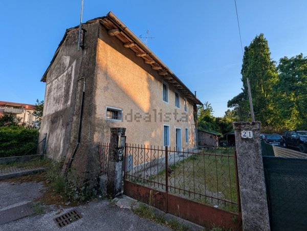 casa indipendente in vendita a Pordenone in zona Torre