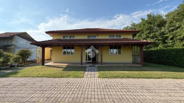 casa indipendente in vendita a Pordenone in zona Rorai Grande