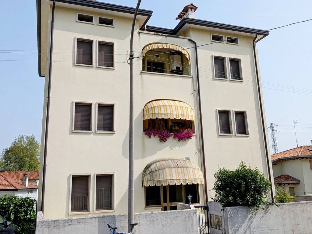 appartamento in vendita a Pordenone