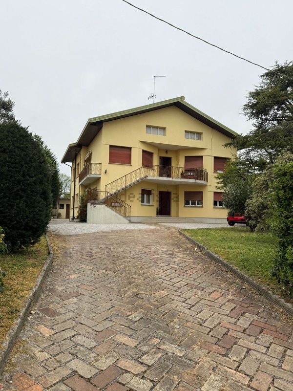 appartamento in vendita a Pordenone in zona Torre