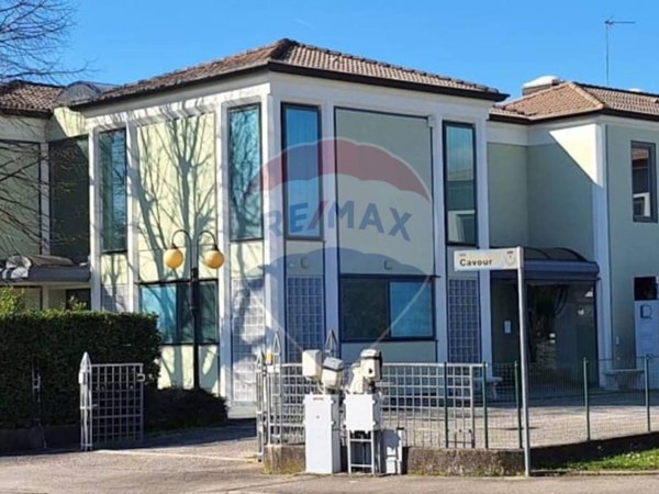 negozio in vendita a Prata di Pordenone