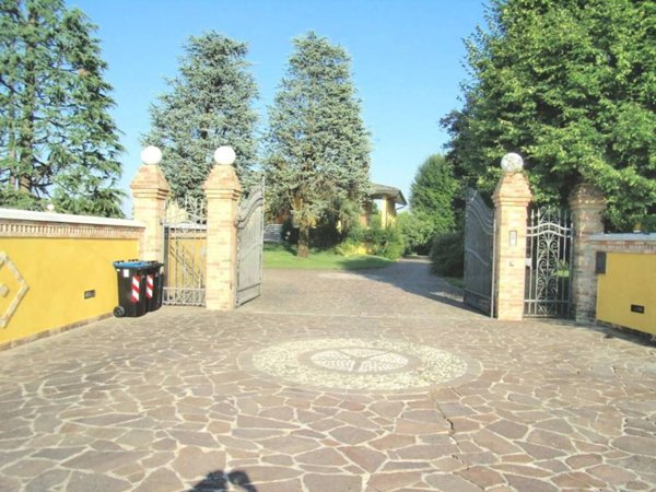 casa indipendente in vendita a Prata di Pordenone in zona Ghirano