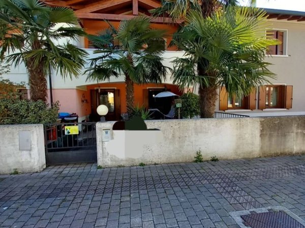 casa indipendente in vendita a Prata di Pordenone