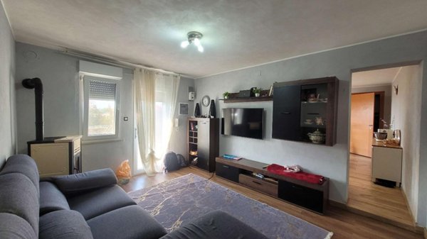 casa indipendente in vendita a Prata di Pordenone