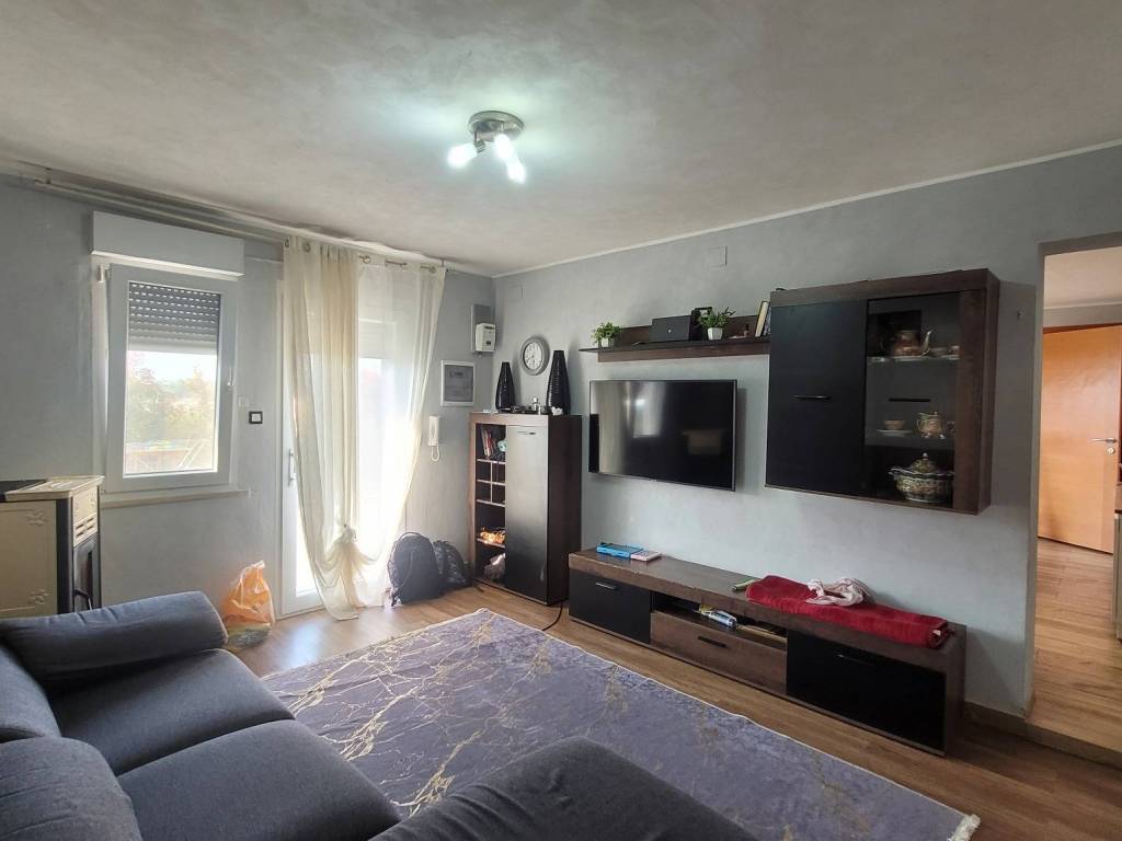 casa indipendente in vendita a Prata di Pordenone