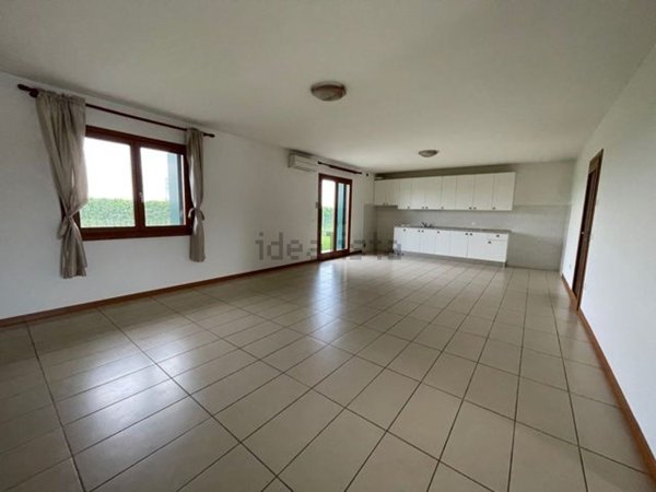 casa indipendente in vendita a Prata di Pordenone