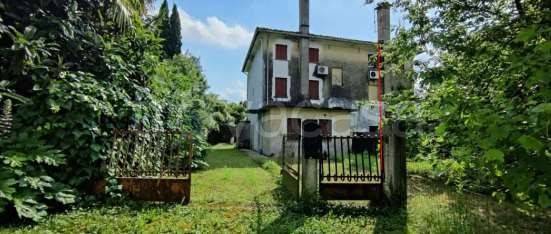 casa indipendente in vendita a Prata di Pordenone in zona Ghirano