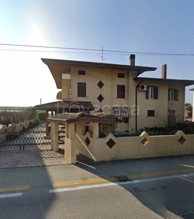 casa indipendente in vendita a Prata di Pordenone