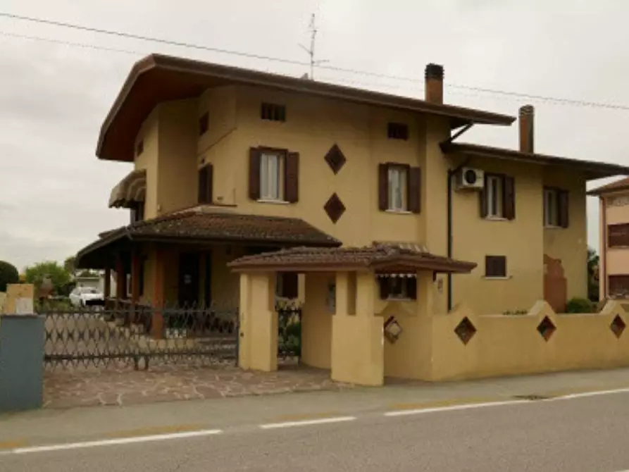 casa indipendente in vendita a Prata di Pordenone